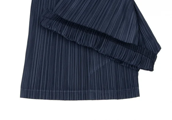 PLEATS PLEASE Dropped Crotch Crop Pants K-138490_006