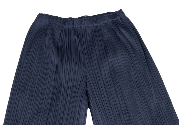 PLEATS PLEASE Tuck Cropped Pants K-138491_002