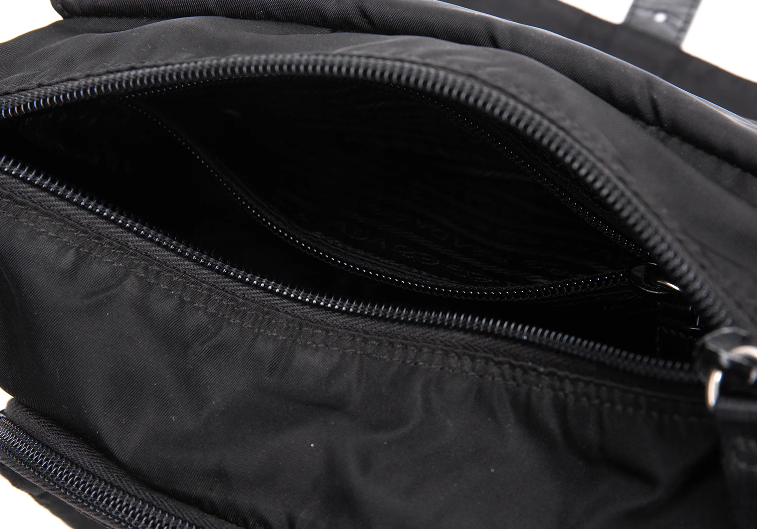 プラダPRADA BT8994 ナイロンショルダーバック 黒 | DCブランド