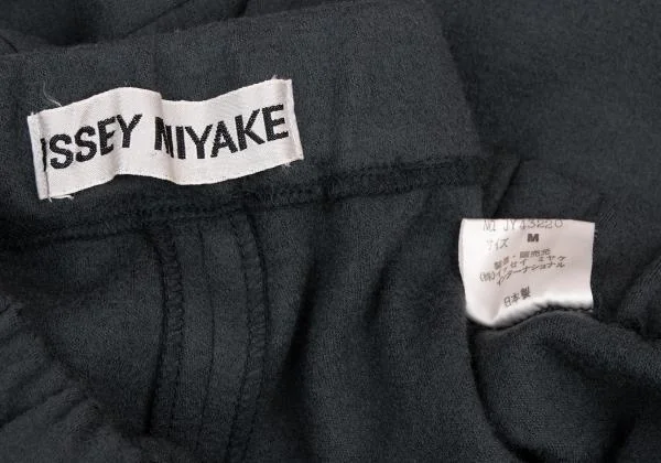 ISSEY MIYAKE Wool Cropped Pants K-139408_012