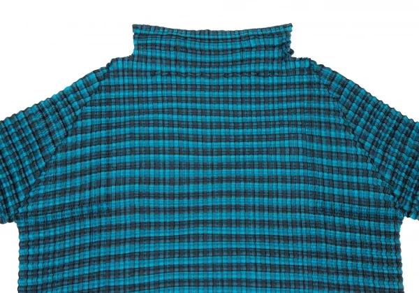 人気のクリスマスアイテムがいっぱい！ ミーISSEY イッセイミヤケ MIYAKE チェックプリント me トップス