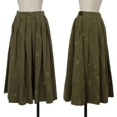 Mademoiselle NON NON Corduroy Embroidery Pleated Skirt