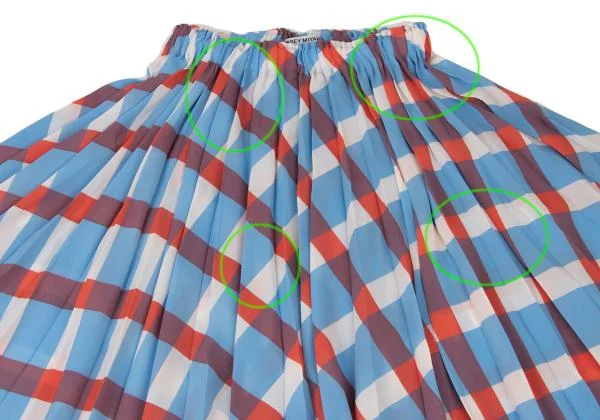 イッセイミヤケISSEY MIYAKE チェックプリントフレアプリーツ