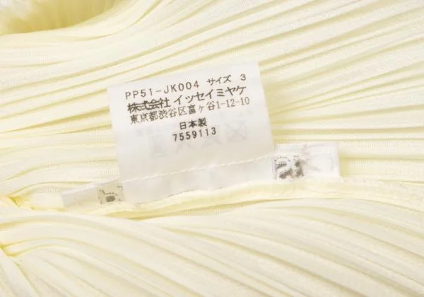 PLEATS PLEASE Center Seam Pleats Turtleneck T-shirt K-140175_012