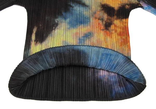 PLEATS PLEASE Gradient Print Turtleneck T shirt K-140176_010
