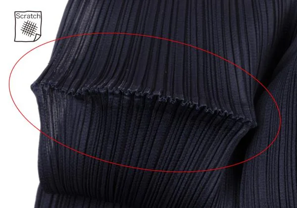 PLEATS PLEASE Pleated Sleeveless Shirt K-140180_010