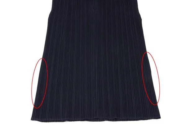 PLEATS PLEASE Pleated Sleeveless Shirt K-140180_014