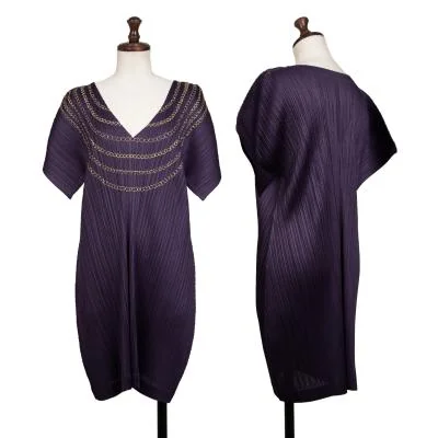 PLEATS PLEASE Gold Chain Embroidery Short Sleeve Tunic