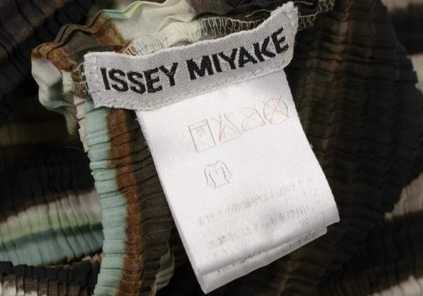 ISSEY MIYAKE Stretch Pleats Stripe T Shirt K-140337_018