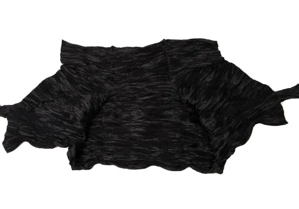 イッセイミヤケISSEY MIYAKE シワプリーツボタンレスジャケット 黒M位 K-144868_008
