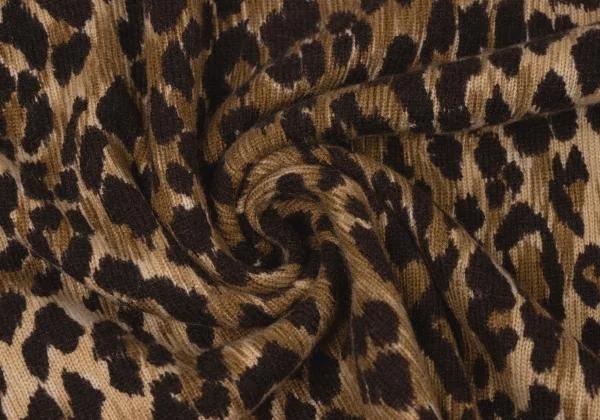 ドルチェ&ガッバーナDOLCE&GABBANA カシミヤレオパードタートルネックニット 茶ベージュ40 K-145372_014