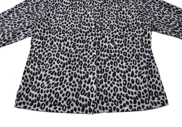 ジャンニヴェルサーチGIANNI VERSACE アニマル柄ボタンフライシャツ 黒白42 K-145403_010