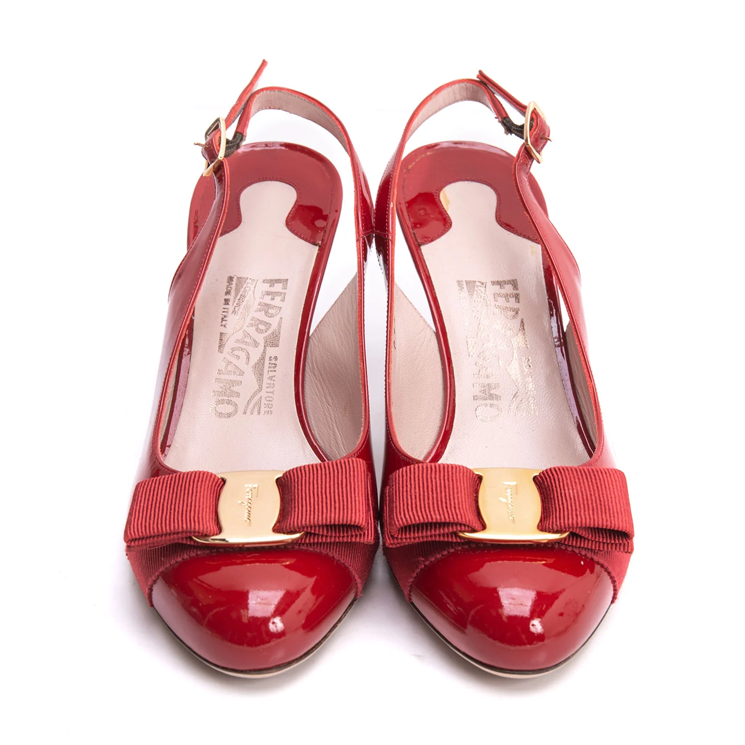 サルバトーレフェラガモSalvatore Ferragamo リボンエナメル