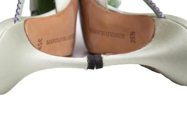 MANOLO BLAHNIK Ribbon Heel Pumps K-146563_010
