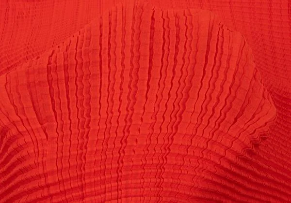 ISSEY MIYAKE Stretch Pleated High Neck T-shirt K-147057_010