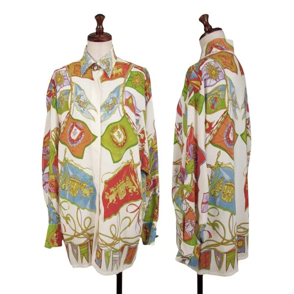 ジャンニヴェルサーチGIANNI VERSACE フラッグプリントボタン