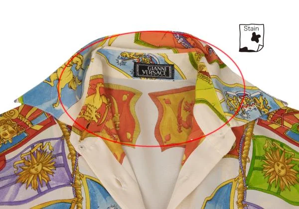 ジャンニヴェルサーチGIANNI VERSACE フラッグプリントボタン