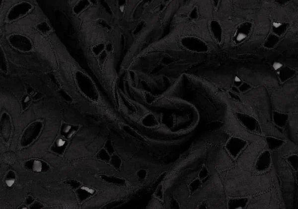 tricot COMME des GARCONS Embroidered Lace Side Pocket Skirt K-149571_013