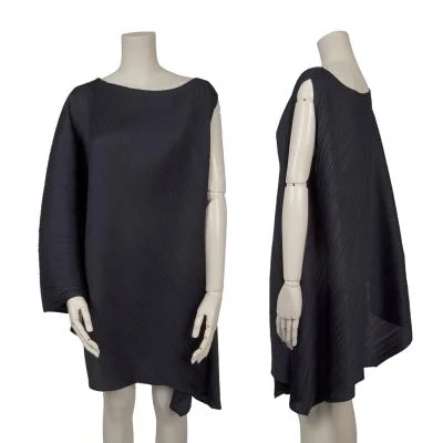 PLEATS PLEASE Asymmetry Poncho Top