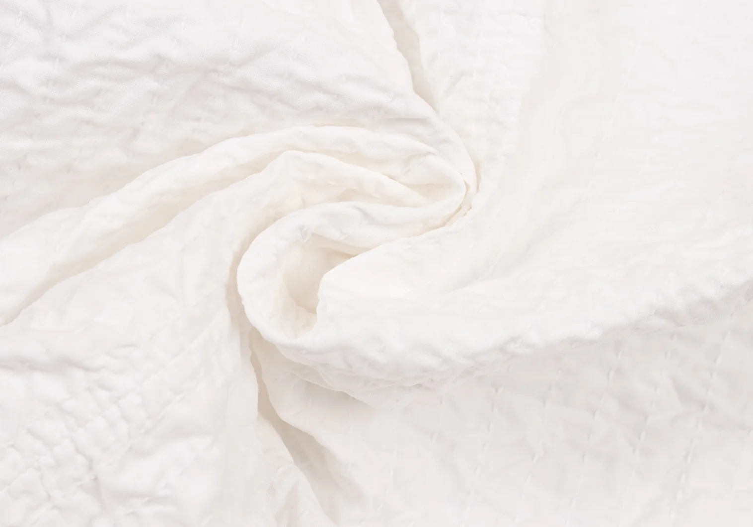 イッセイミヤケペルマネンテISSEY MIYAKE PERMANENTE インド
