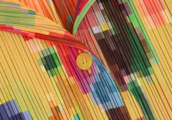 PLEATS PLEASE Colorful Mosaic Printed Pleats Long Shirt K-150523_005