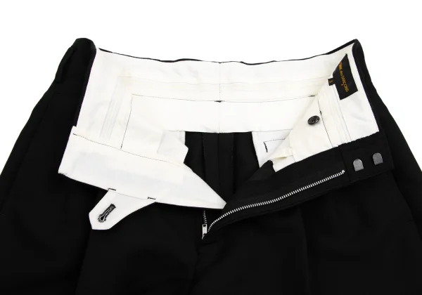 COMME des GARCONS Poly Two Tuck Double Shorts K-150813_004