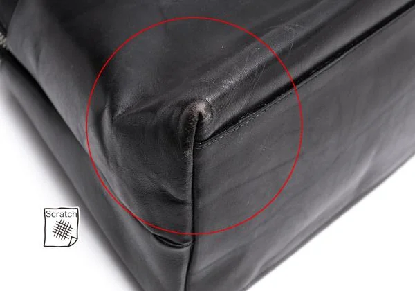 Y'SACCS Logo Emboss Leather Bag K-151039_008