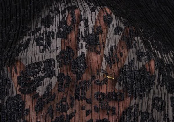 イッセイミヤケ ホワイトレーベルISSEY MIYAKE WHITELABEL プリーツ花柄ジャガードセットアップ 黒2 K-151168_016