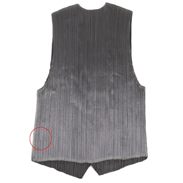 ISSEY MIYAKE MEN Front Stripe Pleated Vest K-151614_009