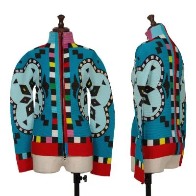 ISSEY MIYAKE me Stretch Pleated Multi Printed Double Zip Top