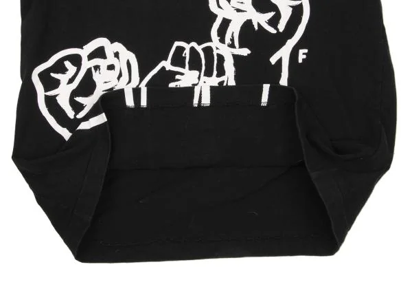 ブラックコムデギャルソンBLACK COMME des GARCONS クラックロゴ