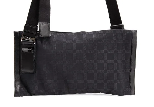ヴェルサーチVERSACE メデューサプリントレザーコンビショルダーバッグ 黒 K-153135_003