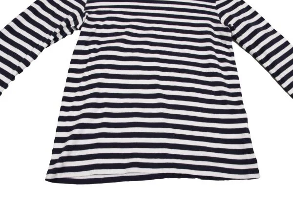 コムデギャルソンCOMME des GARCONS コットンボーダーカットソー 紺オフS K-153655_010