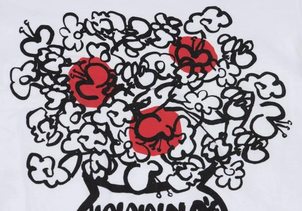 コムコム コムデギャルソンCOMME des GARCONS グラフィックプリントTシャツ オフXS K-153691_010