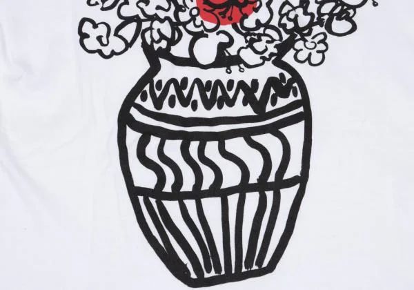 コムコム コムデギャルソンCOMME des GARCONS グラフィックプリントTシャツ オフXS K-153691_011