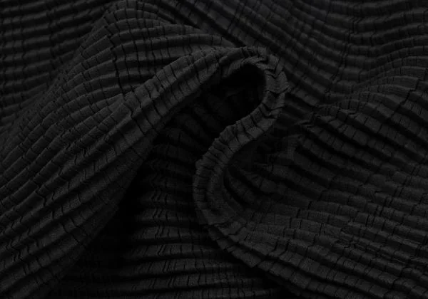 ISSEY MIYAKE Stretch Pleated Turtleneck T Shirt K-153753_010