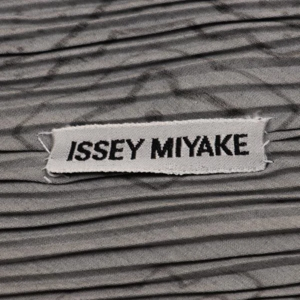 ISSEY MIYAKE プリーツショール グレー系 楽天市場】PLEATS PLEASE ISSEY MIYAKE プリーツプリーズ