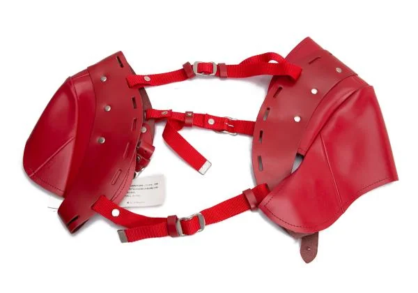 コムデギャルソンCOMME des GARCONS レザーショルダーハーネス 赤 K-154243_006