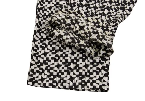 PLEATS PLEASE Geometric Print Pleated Pants K-154437_006