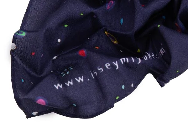 ISSEY MIYAKE Printed Pleats Handkerchief K-154502_009