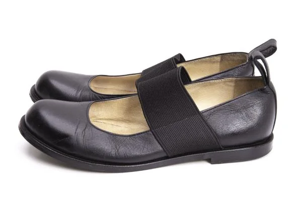 コムデギャルソンCOMME des GARCONS ゴムストラップレザーシューズ 黒23 K-154564_003