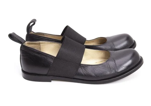 コムデギャルソンCOMME des GARCONS ゴムストラップレザーシューズ 黒23 K-154564_005