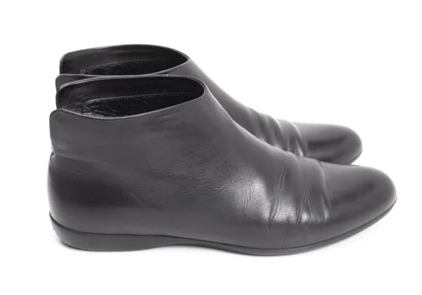ヨウジヤマモト ファム×フェラガモ Salvatore Ferragamo for Yohji Yamamoto LUEUR レザーショートブーツ 黒6 1/2(24cm位) K-154571_006