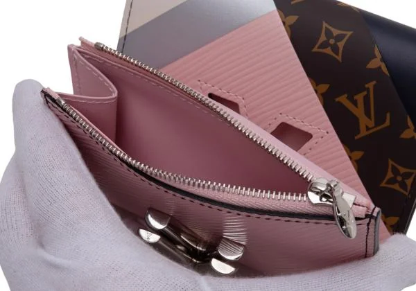 ルイヴィトンLouis Vuitton モノグラムポルトフォイユツイスト