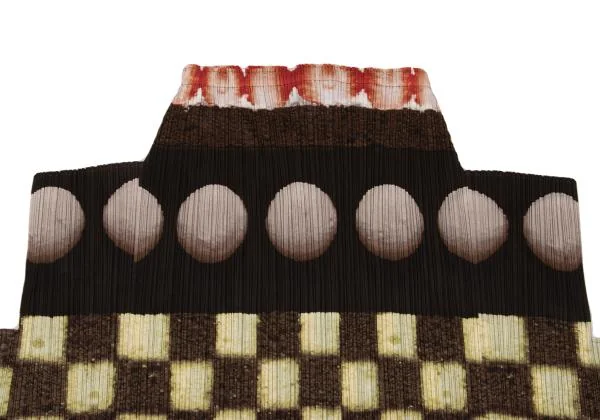 プリーツプリーズPLEATS PLEASE サイド段デザイングラフィックプリントスカート 茶マルチ3 K-156148_003