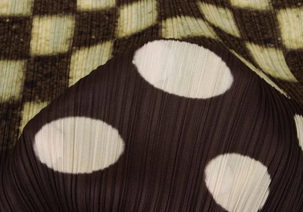 プリーツプリーズPLEATS PLEASE サイド段デザイングラフィックプリントスカート 茶マルチ3 K-156148_012