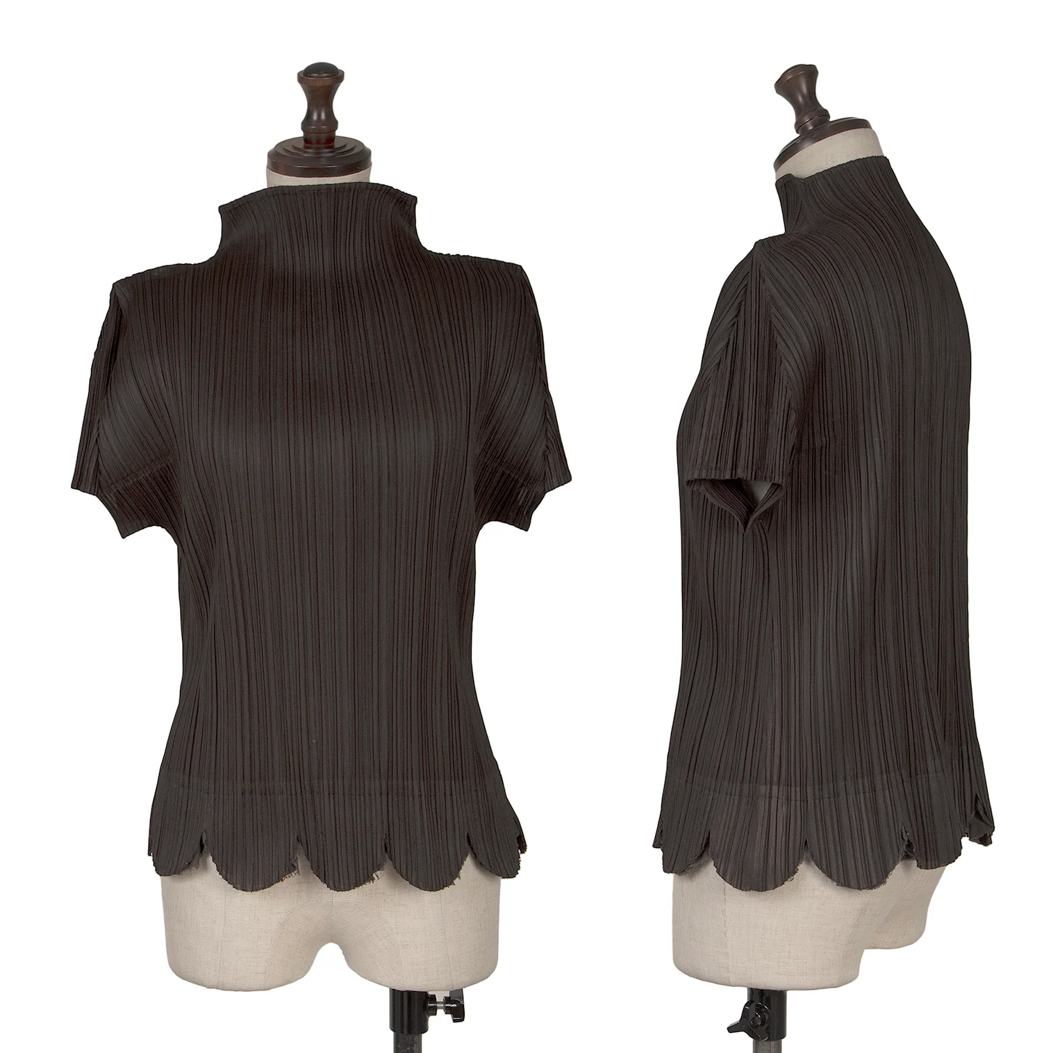 プリーツプリーズPLEATS PLEASE スカラップカッティング