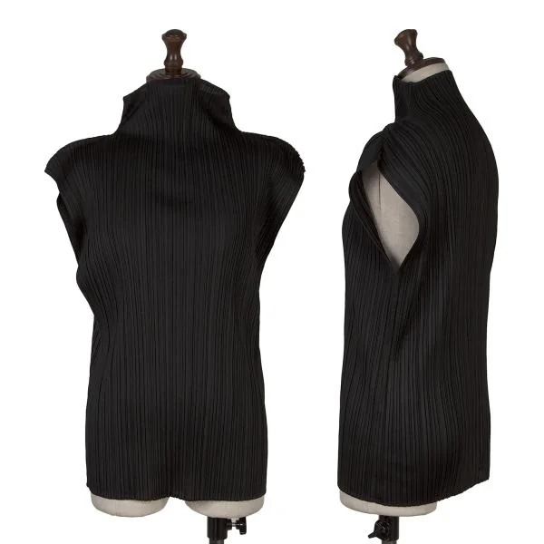 PLEATS PLEASE Pleated Turtleneck Sleeveless Top Black 3 K-156500_001