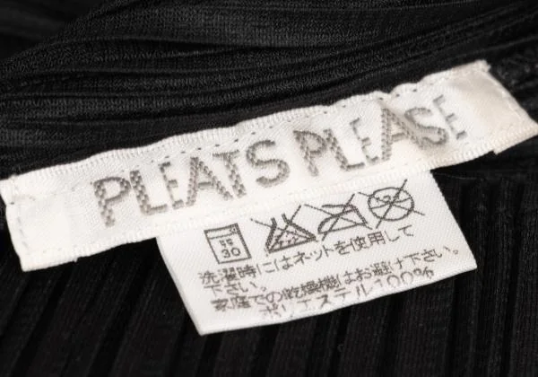 PLEATS PLEASE Pleated Turtleneck Sleeveless Top K-156500_011