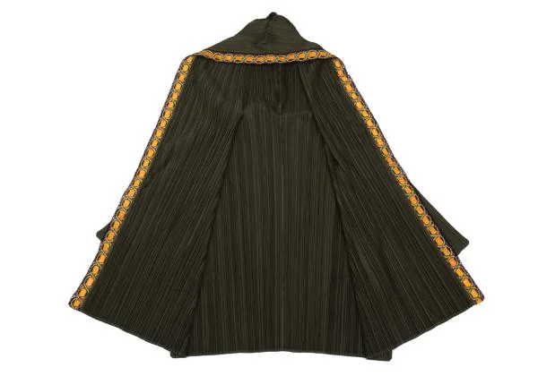 PLEATS PLEASE Embroidered Taping Design Hooded Buttonless Jacket K-156657_010
